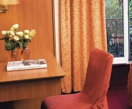 Hotel Terminus Orleans 2*