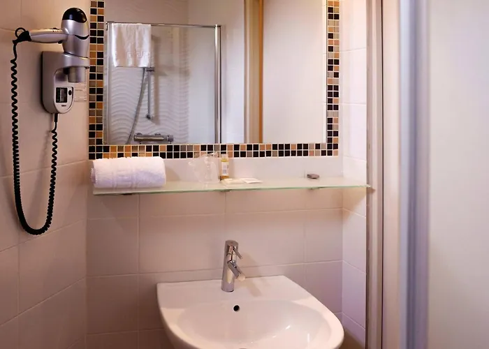 Terminus Orleans Szálloda 2*