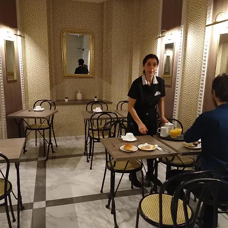 Terminus Orleans 2* パリ