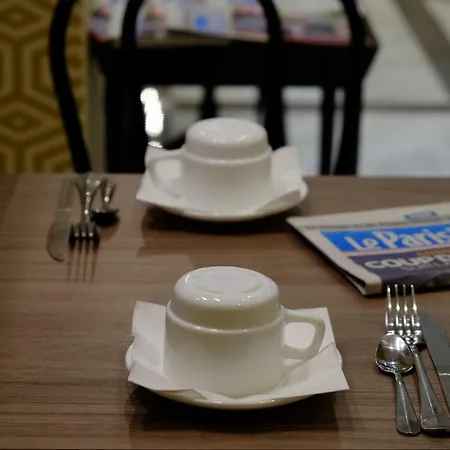 Terminus Orleans 2* パリ